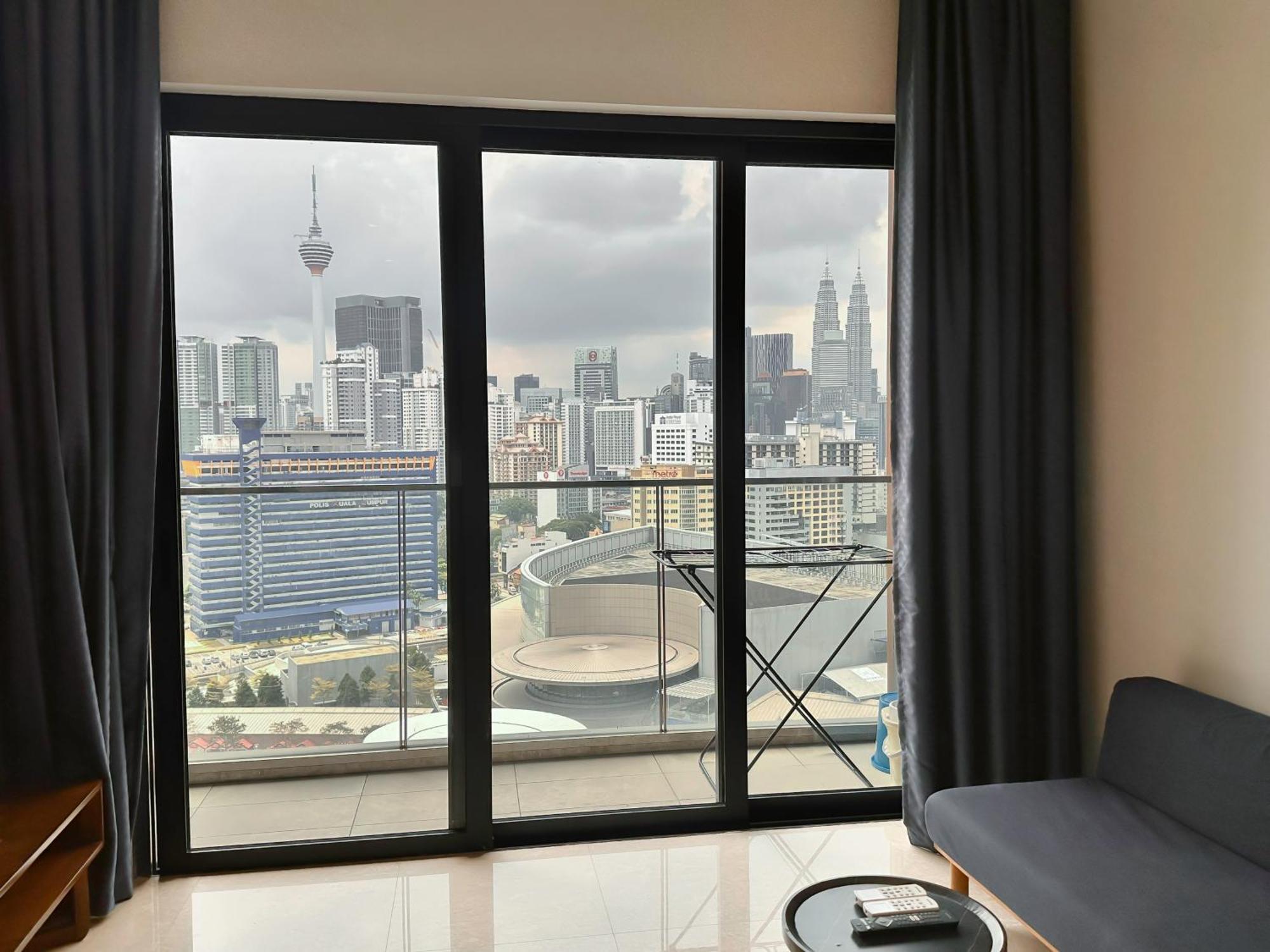 Lucentia Residences By Moonlight Home Stay! Kuala Lumpur Luaran gambar